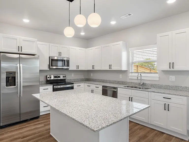 Barton Oaks Apartments